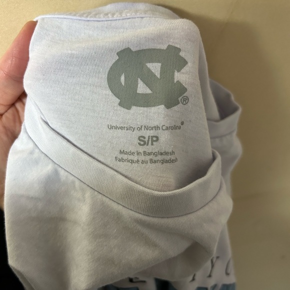2/$30⚡️- SHIRT | Unisex University of North Carolina shirt size small - Picture 2 of 3